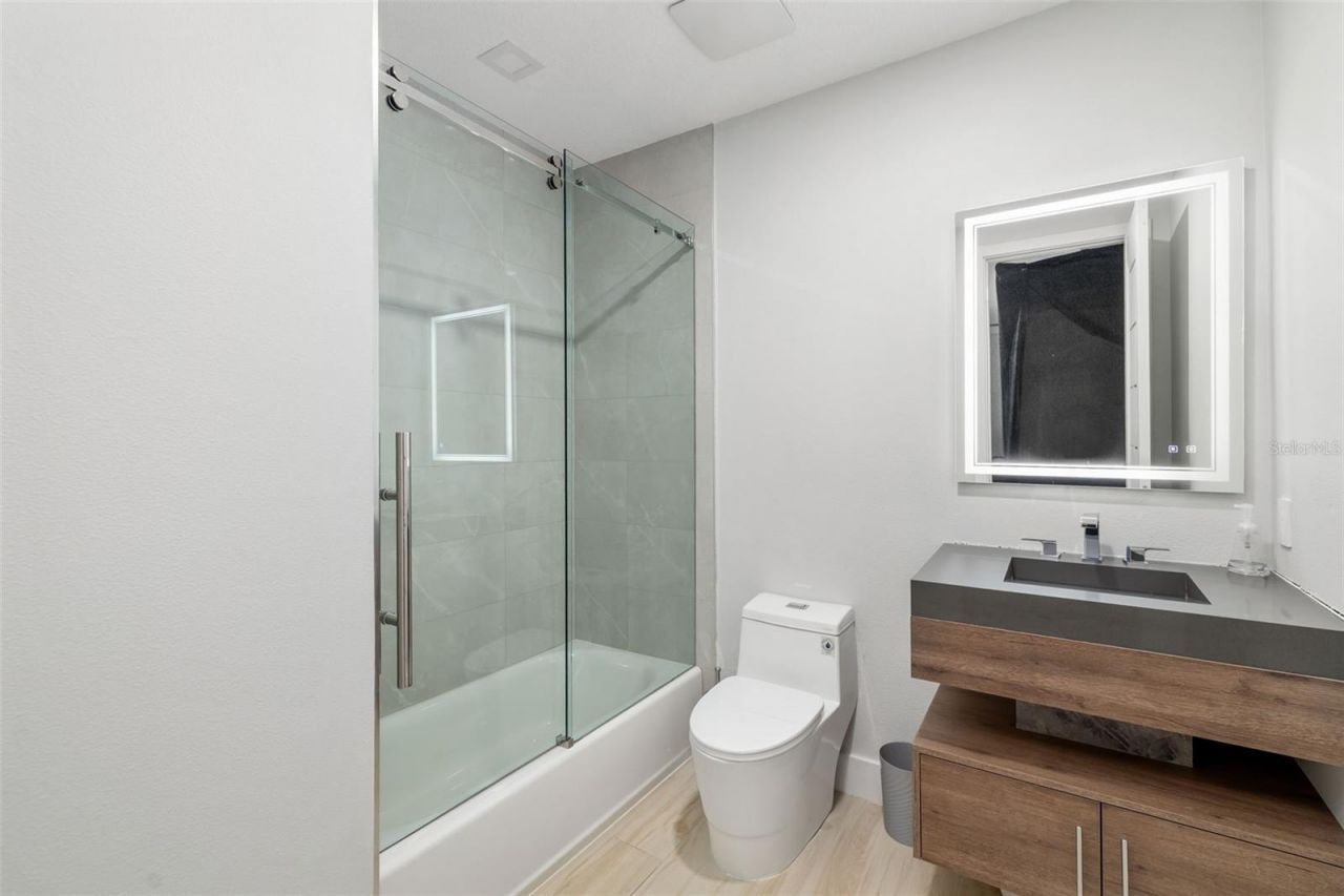 3236 Founders Club Drive, Sarasota, FL 34240 Photo