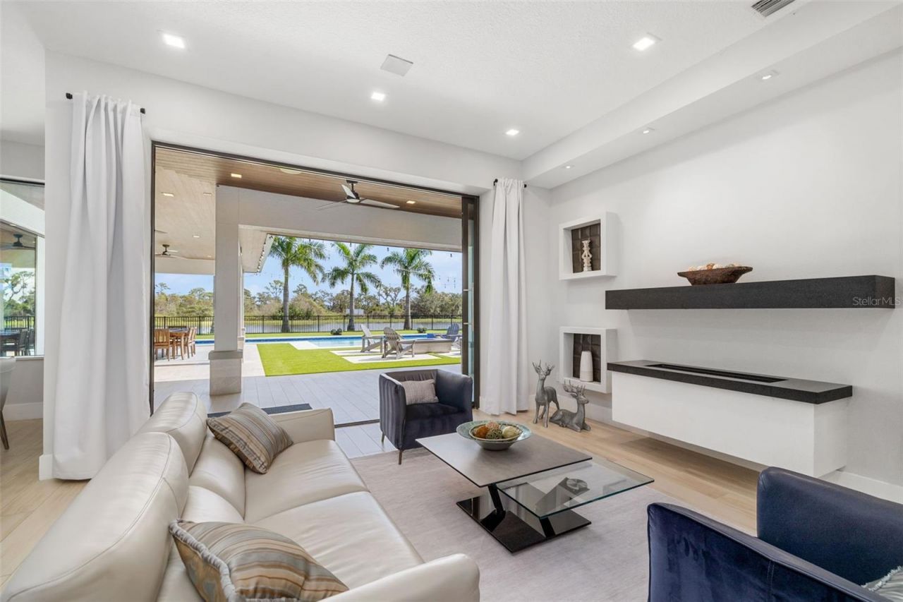 3236 Founders Club Drive, Sarasota, FL 34240 Photo