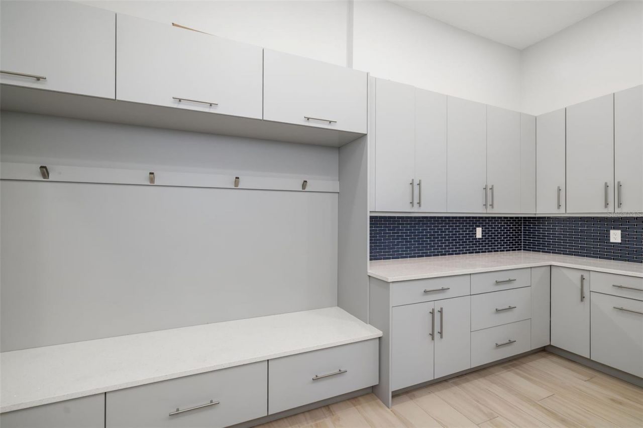 3236 Founders Club Drive, Sarasota, FL 34240 Photo