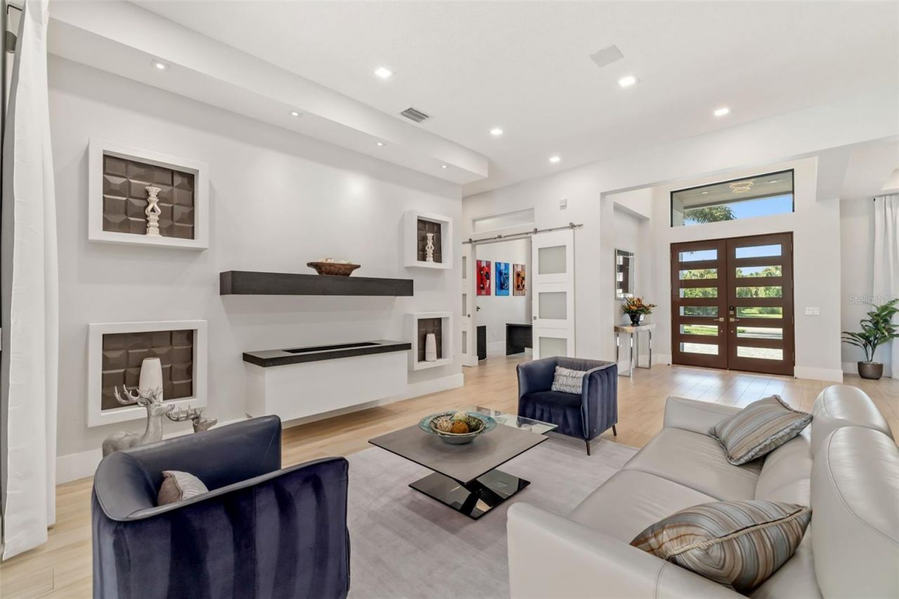 3236 Founders Club Drive, Sarasota, FL 34240 Photo