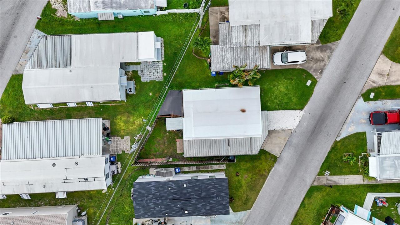 307 52nd Avenue Drive W, Bradenton, FL 34207 Photo