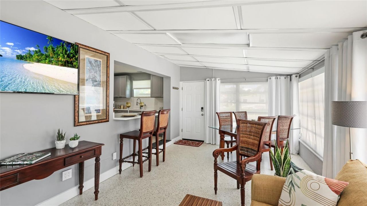 2713 Avenue C, Holmes Beach, FL 34217 Photo