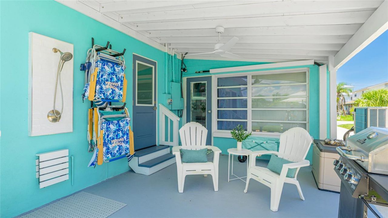 2713 Avenue C, Holmes Beach, FL 34217 Photo