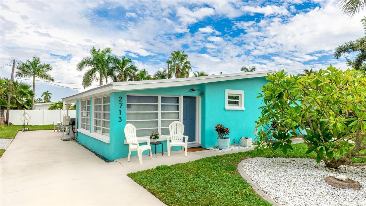 2713 Avenue C, Holmes Beach, FL 34217 Photo