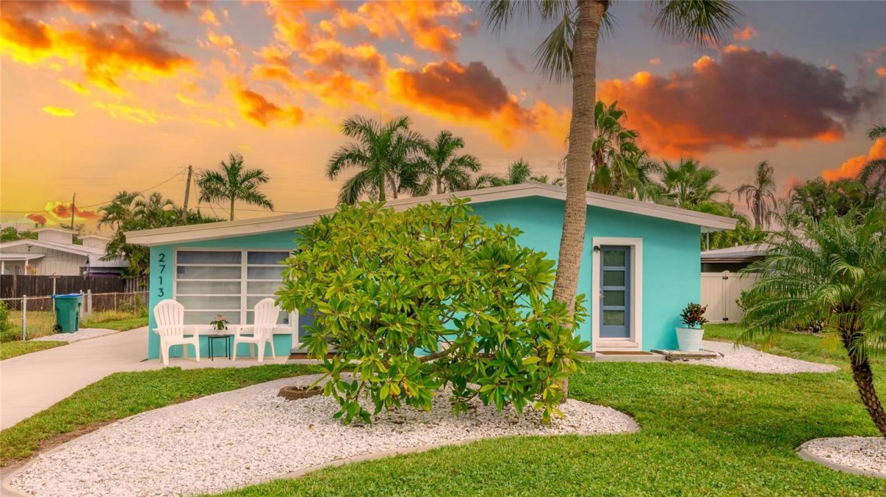 2713 Avenue C, Holmes Beach, FL 34217 Photo