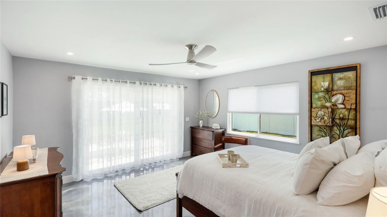 2713 Avenue C, Holmes Beach, FL 34217 Photo