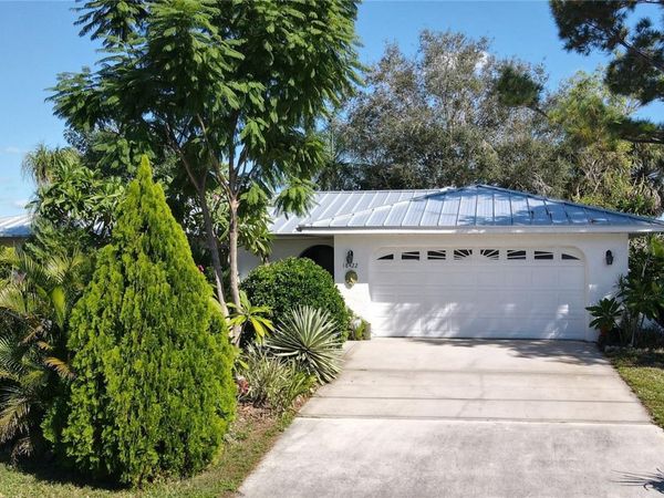 18422 BURKHOLDER CIRCLE, PORT CHARLOTTE, FL 33948