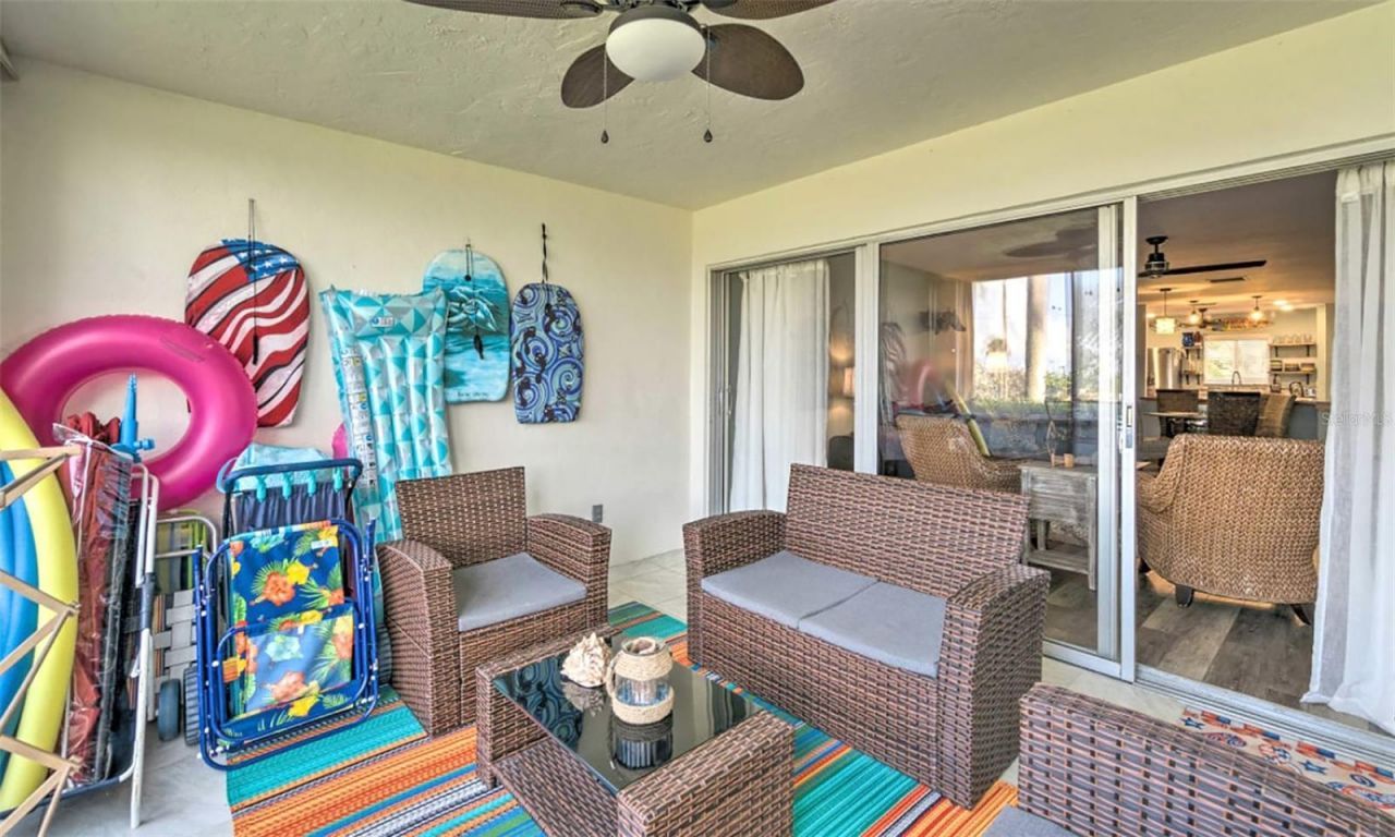 777 Beach Road, Unit 1E, Sarasota, FL 34242 Photo