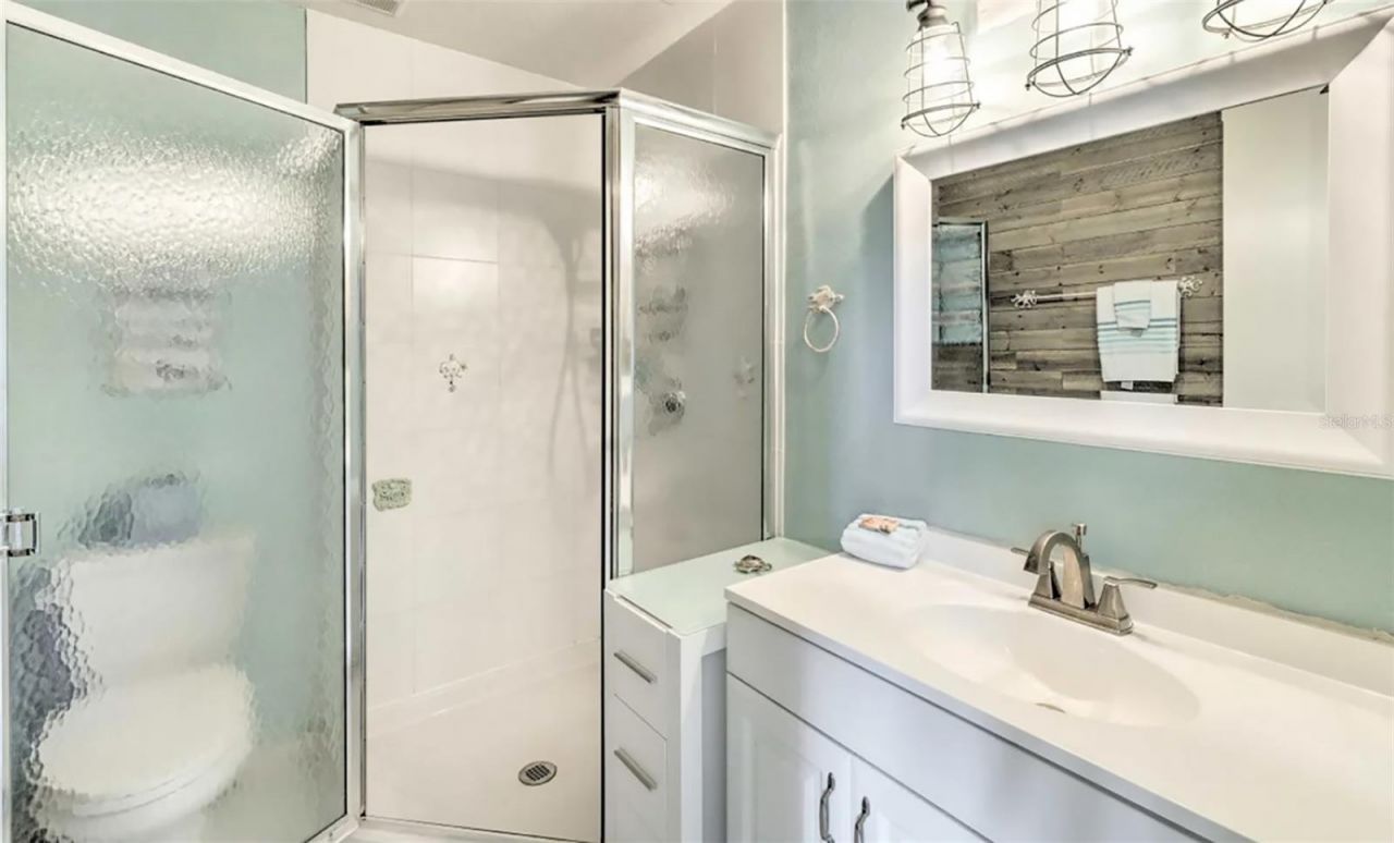 777 Beach Road, Unit 1E, Sarasota, FL 34242 Photo