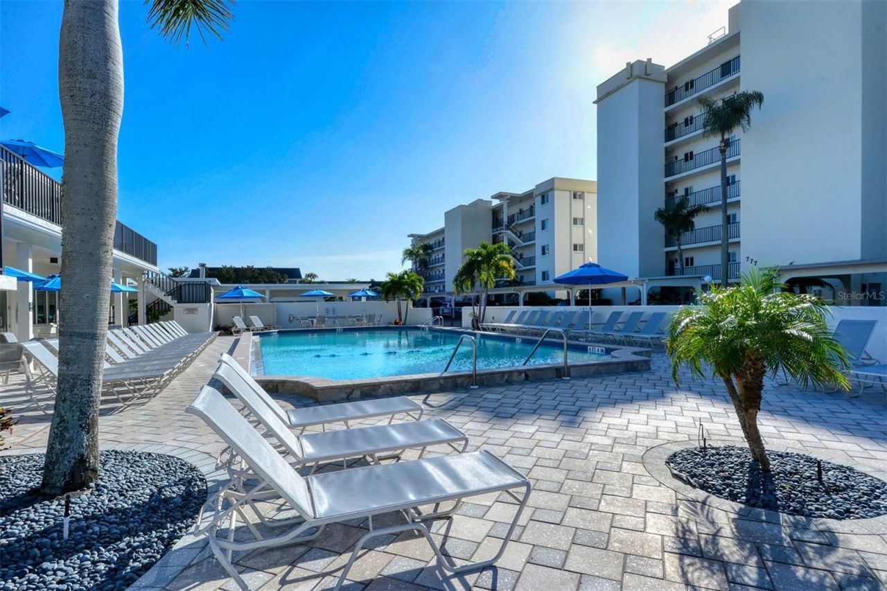 777 Beach Road, Unit 1E, Sarasota, FL 34242 Photo