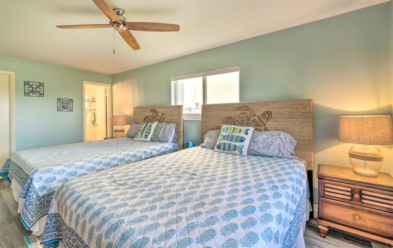 777 Beach Road, Unit 1E, Sarasota, FL 34242 Photo