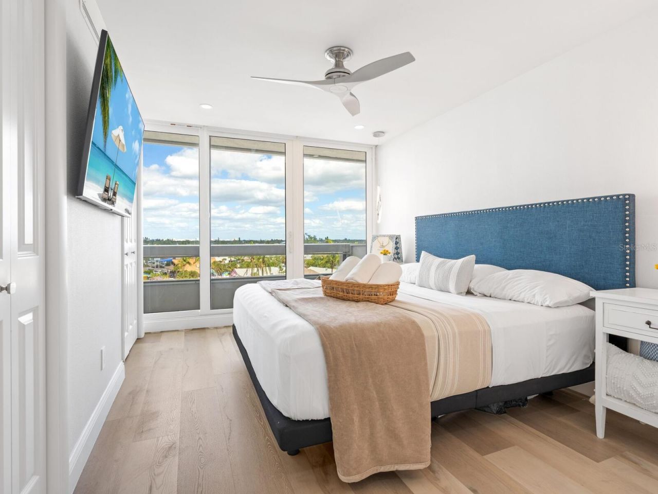 5400 Ocean Boulevard, Unit 5-3, Sarasota, FL 34242 Photo