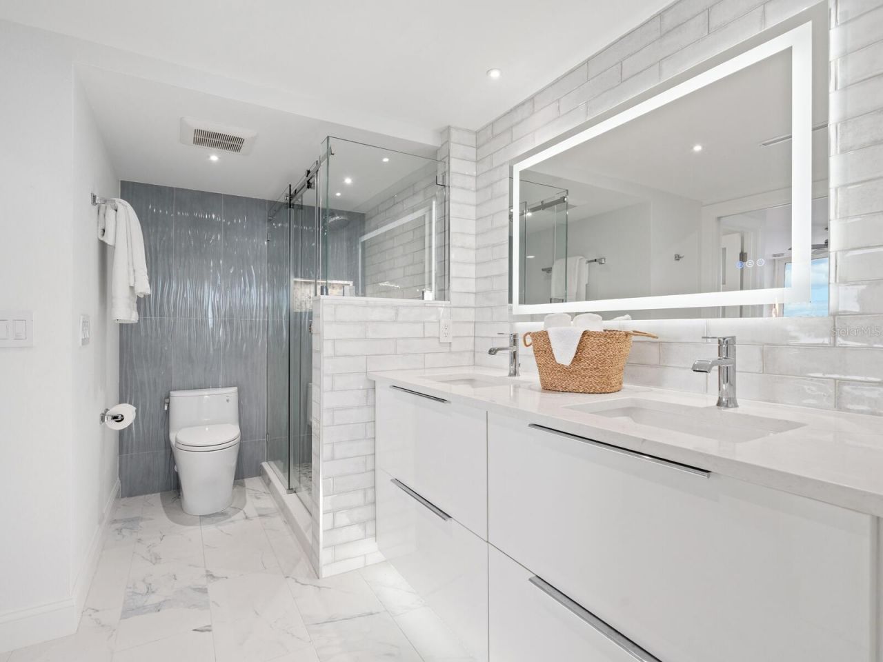 5400 Ocean Boulevard, Unit 5-3, Sarasota, FL 34242 Photo