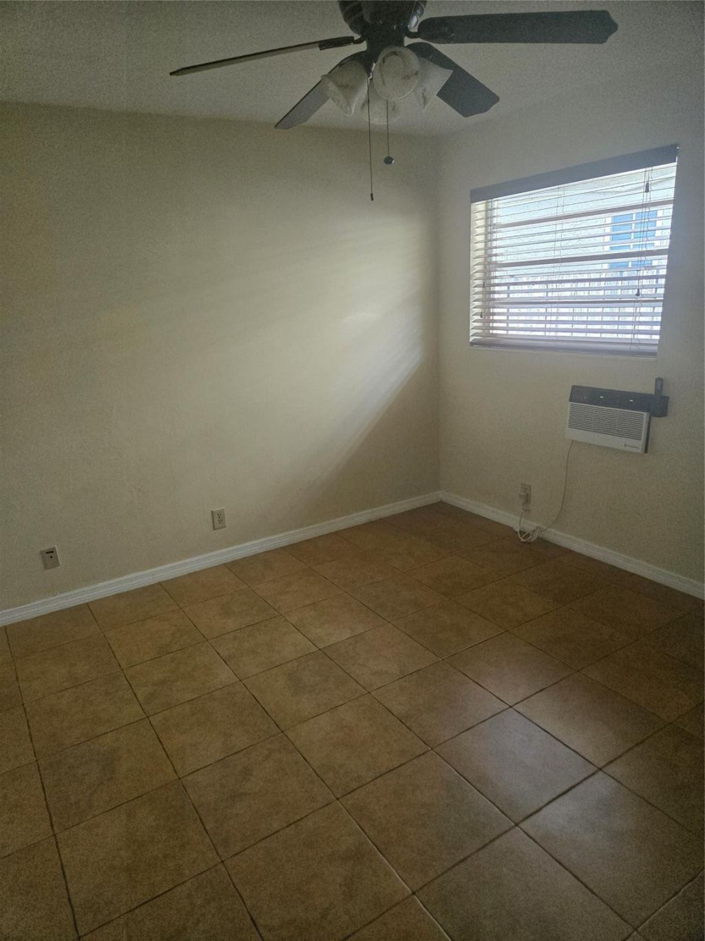 1416 NE 5th Court, Unit 3, Fort Lauderdale, FL 33301 Photo