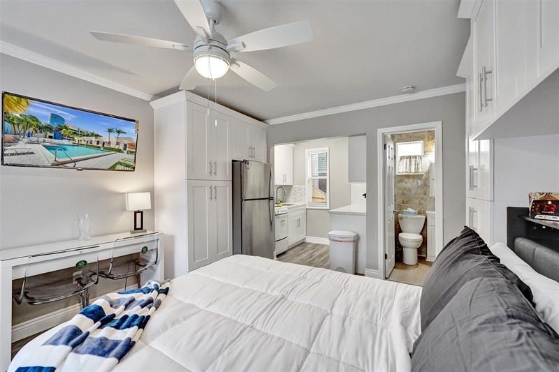 329 Connecticut Street, Unit 107, Hollywood, FL 33019 Photo