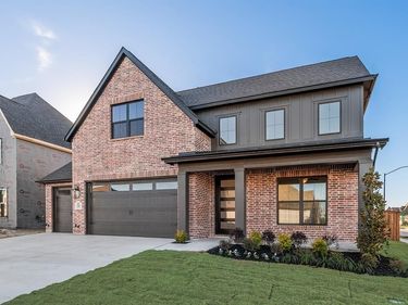 7440 Pondview Lane, Fort Worth, TX 76123