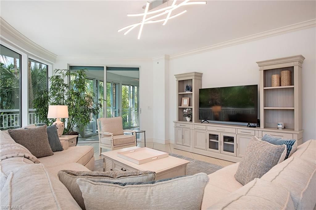 4151 Gulf Shore Blvd N, Unit 201, Naples, FL 34103 Photo