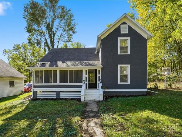 2111 Franklin Avenue, Lexington, MO 64067