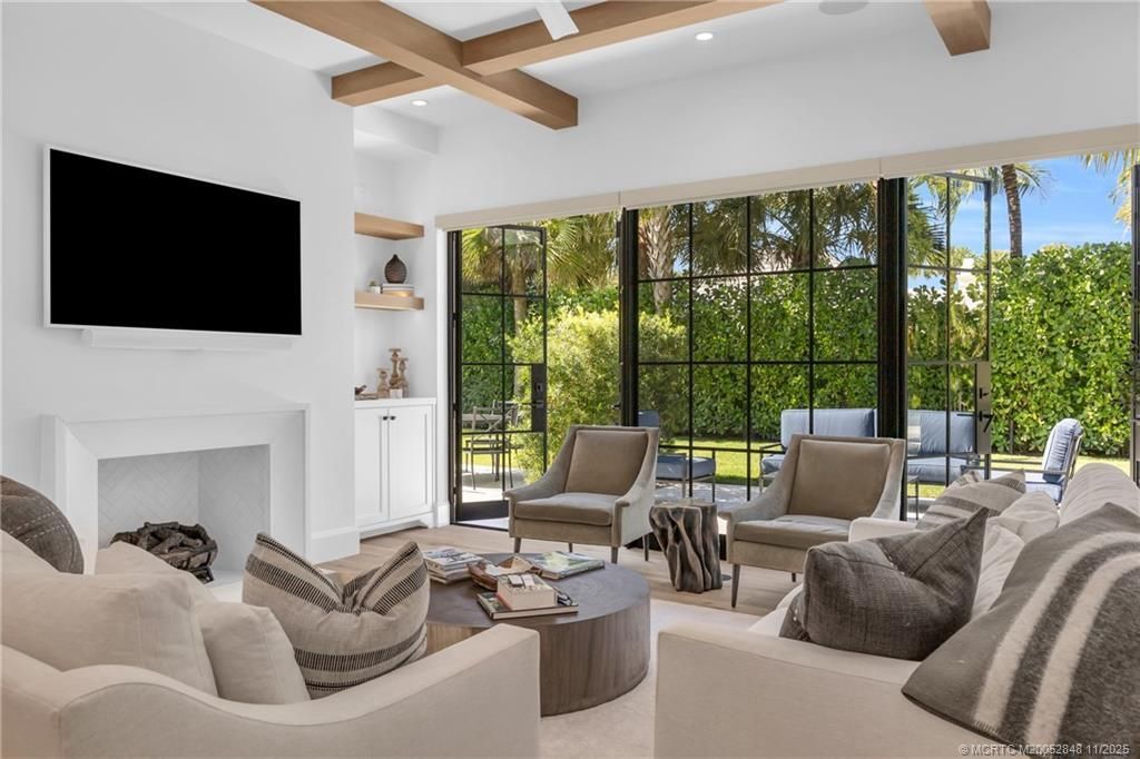 44 S Beach Road, Hobe Sound, FL 33455 Photo