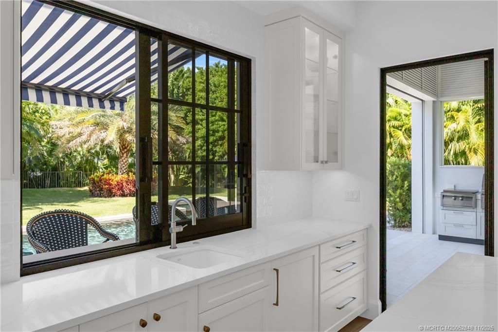 44 S Beach Road, Hobe Sound, FL 33455 Photo