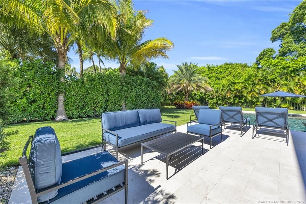 44 S Beach Road, Hobe Sound, FL 33455 Photo