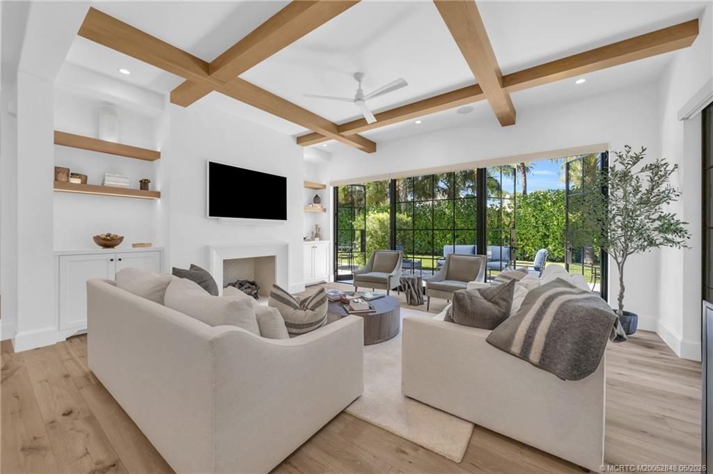 44 S Beach Road, Hobe Sound, FL 33455 Photo