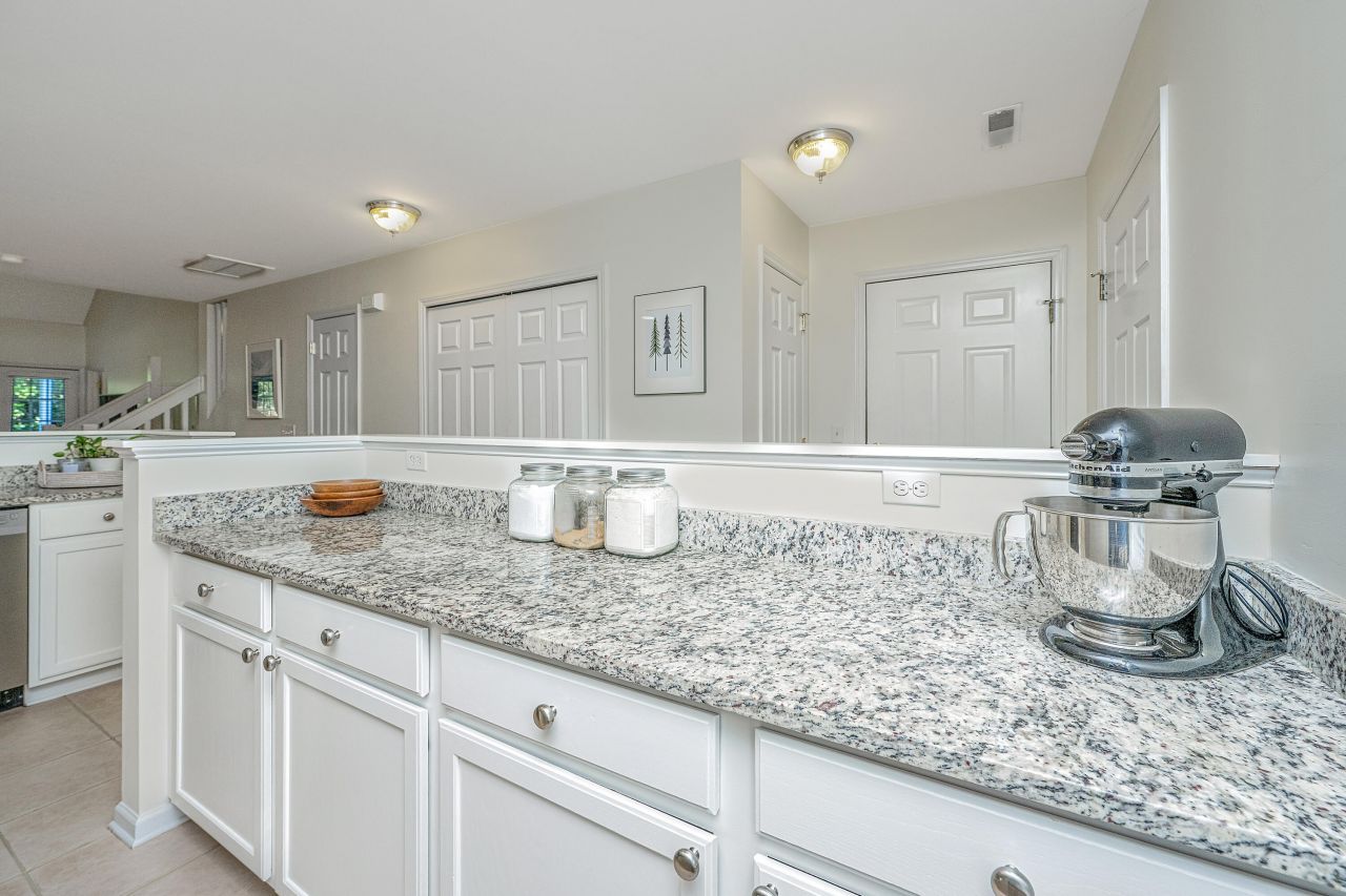 169 Darcy Avenue Photo 16