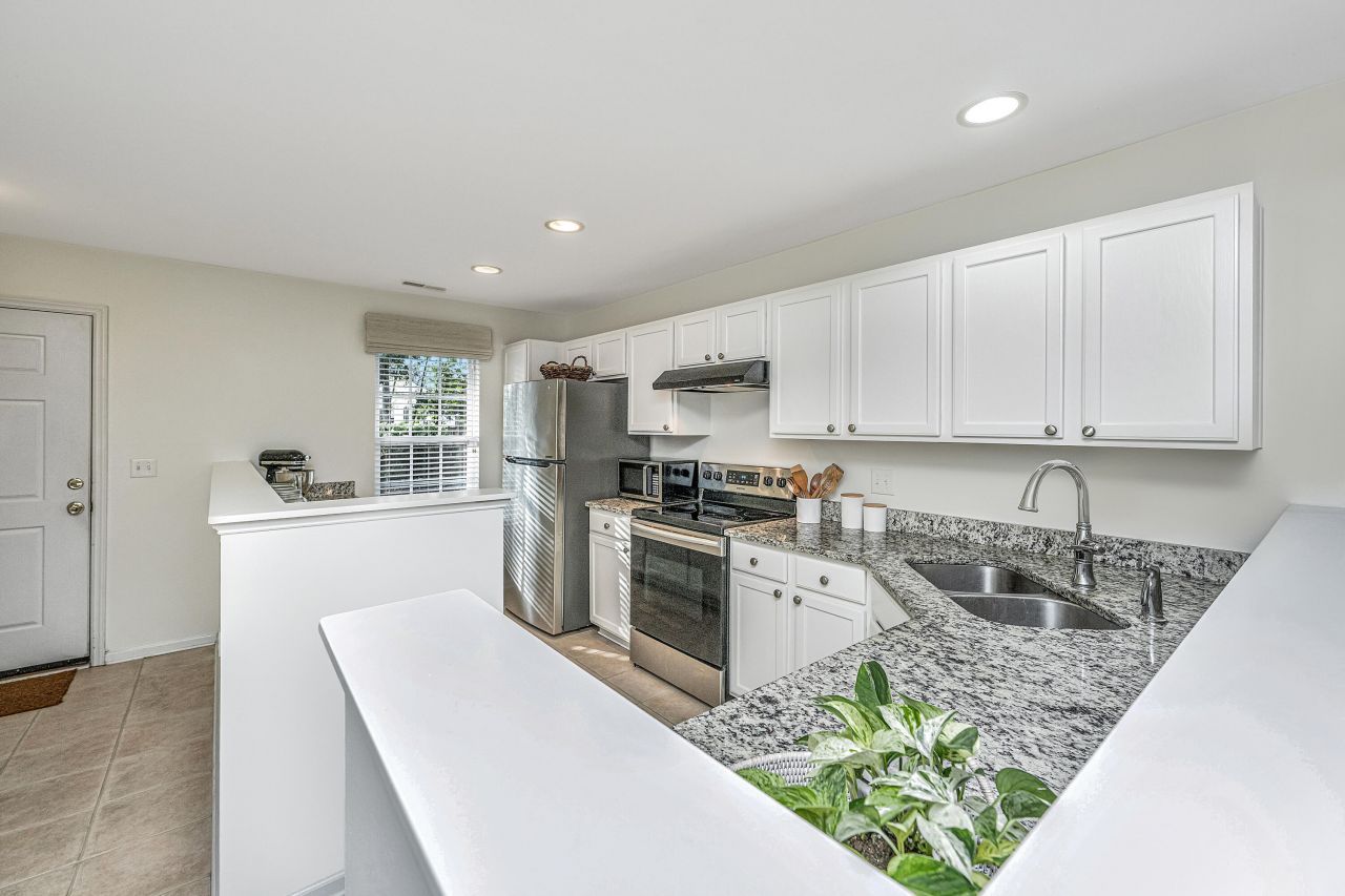 169 Darcy Avenue Photo 4