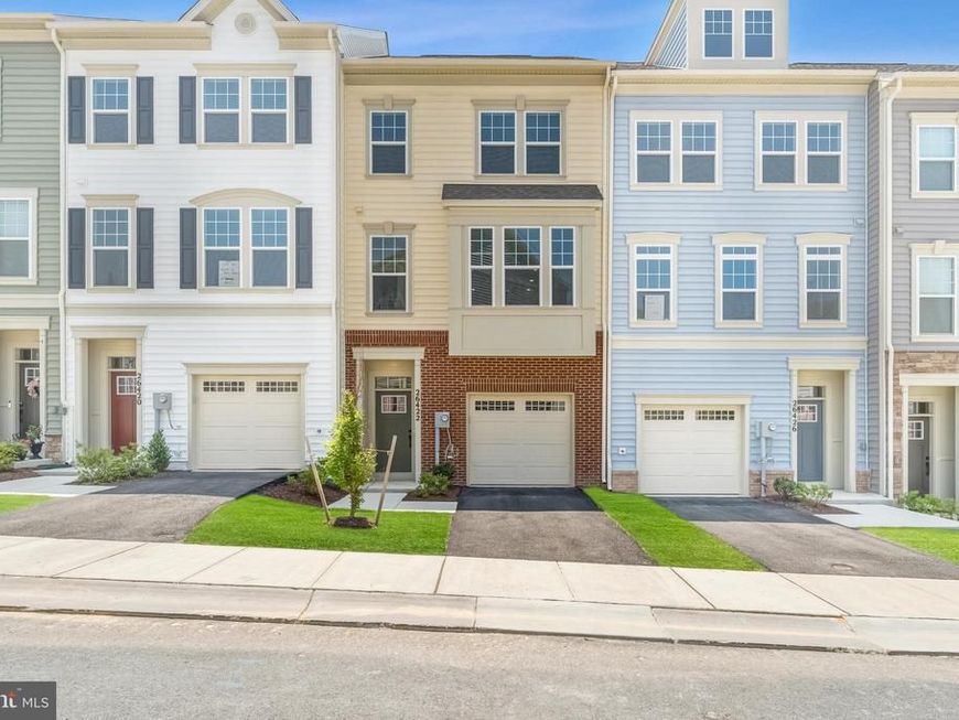 26422 Sir Jamie Terrace, Damascus, MD 20872 Main Photo