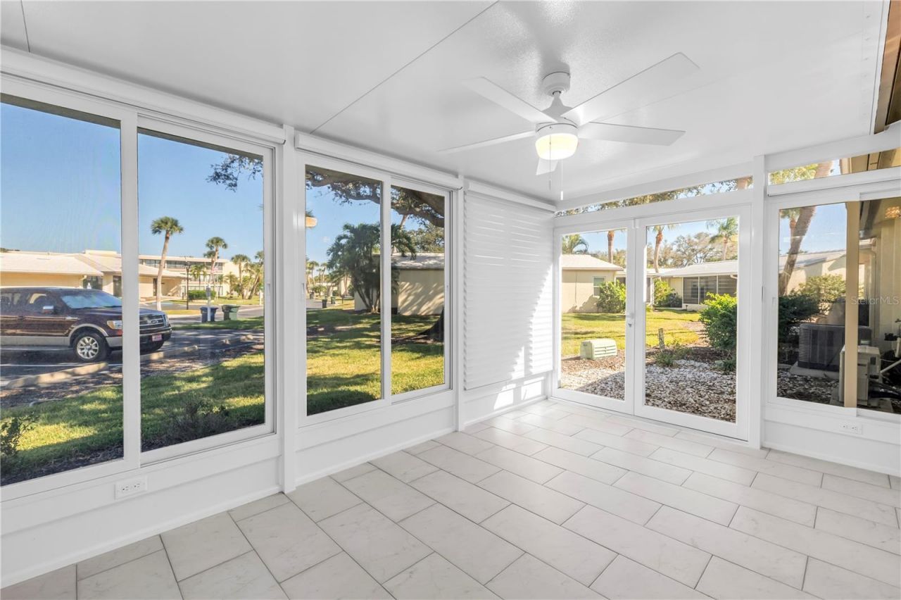 111 Whispering Sands Circle, Unit V38, Sarasota, FL 34242 Photo