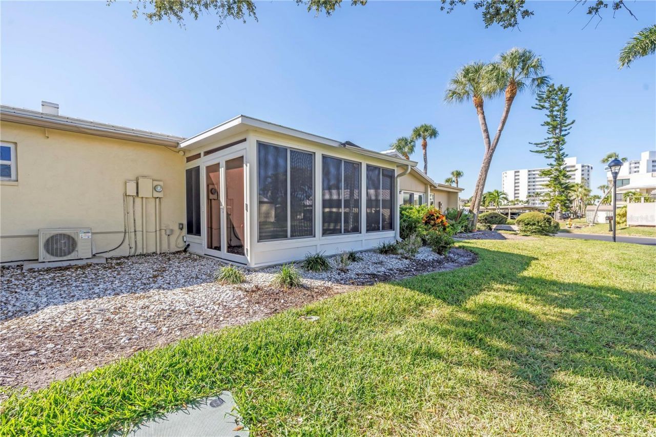 111 Whispering Sands Circle, Unit V38, Sarasota, FL 34242 Photo