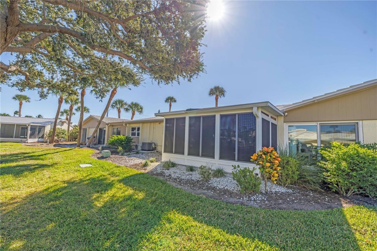 111 Whispering Sands Circle, Unit V38, Sarasota, FL 34242 Photo