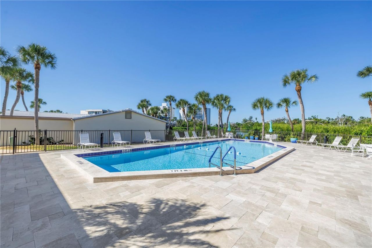 111 Whispering Sands Circle, Unit V38, Sarasota, FL 34242 Photo