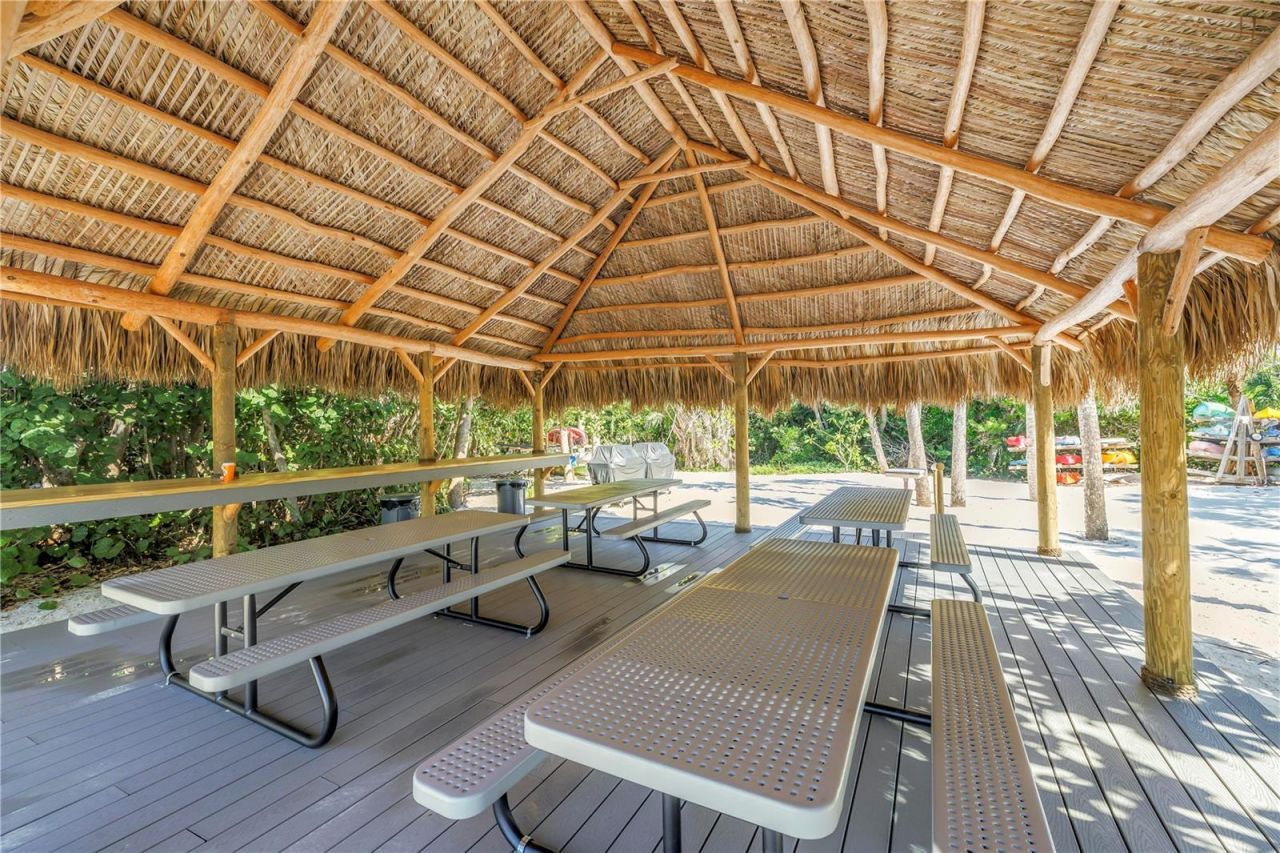 111 Whispering Sands Circle, Unit V38, Sarasota, FL 34242 Photo