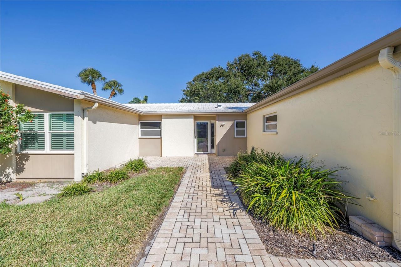 111 Whispering Sands Circle, Unit V38, Sarasota, FL 34242 Photo