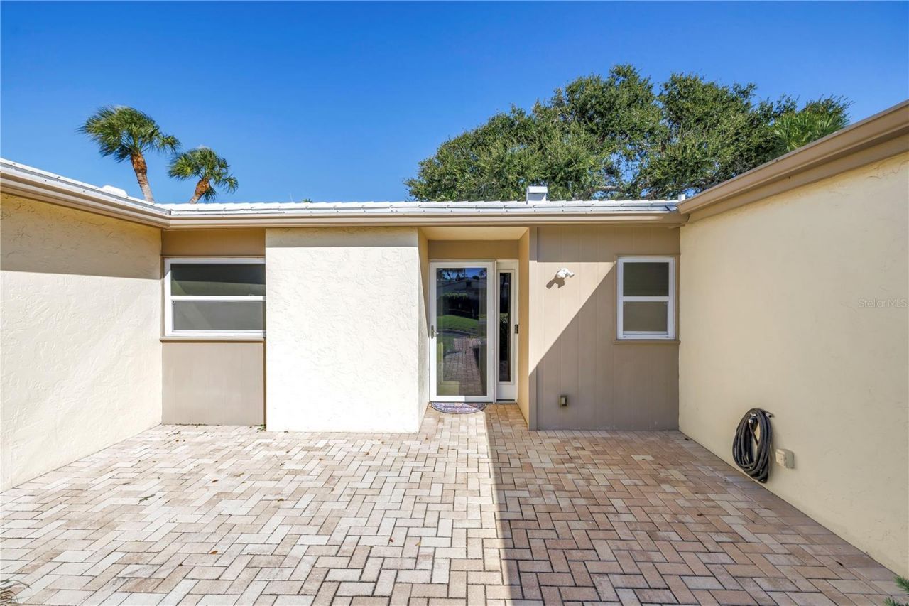 111 Whispering Sands Circle, Unit V38, Sarasota, FL 34242 Photo