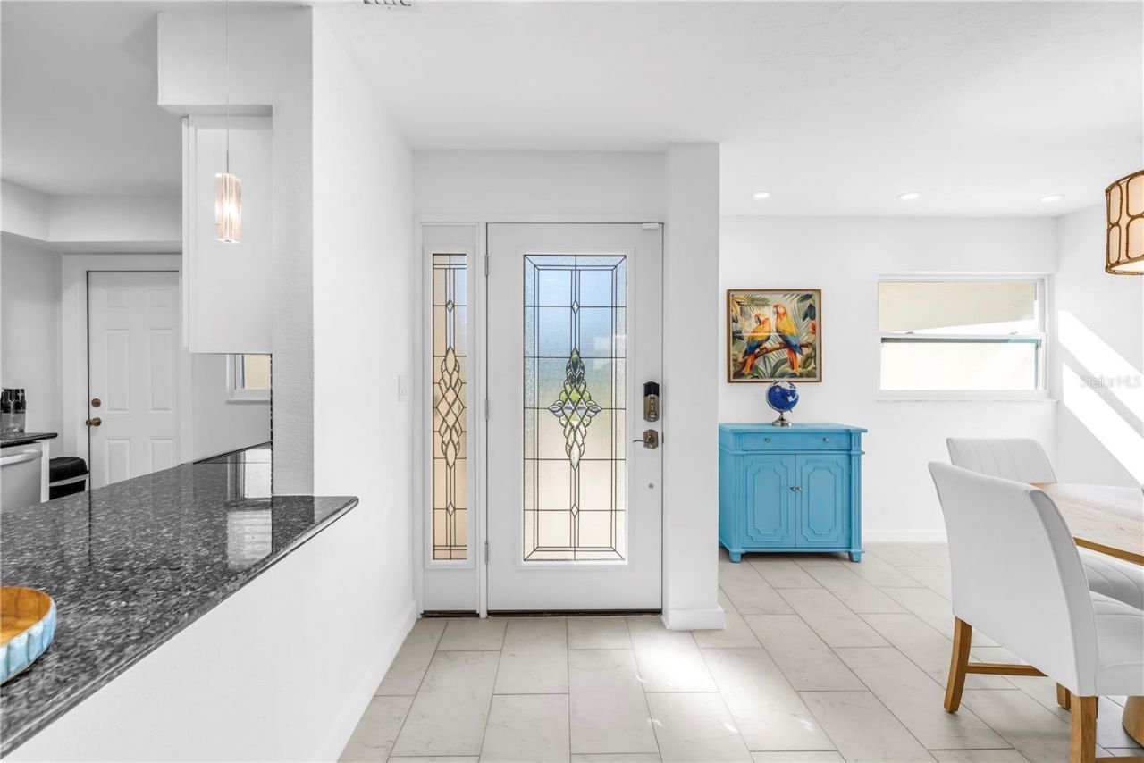 111 Whispering Sands Circle, Unit V38, Sarasota, FL 34242 Photo