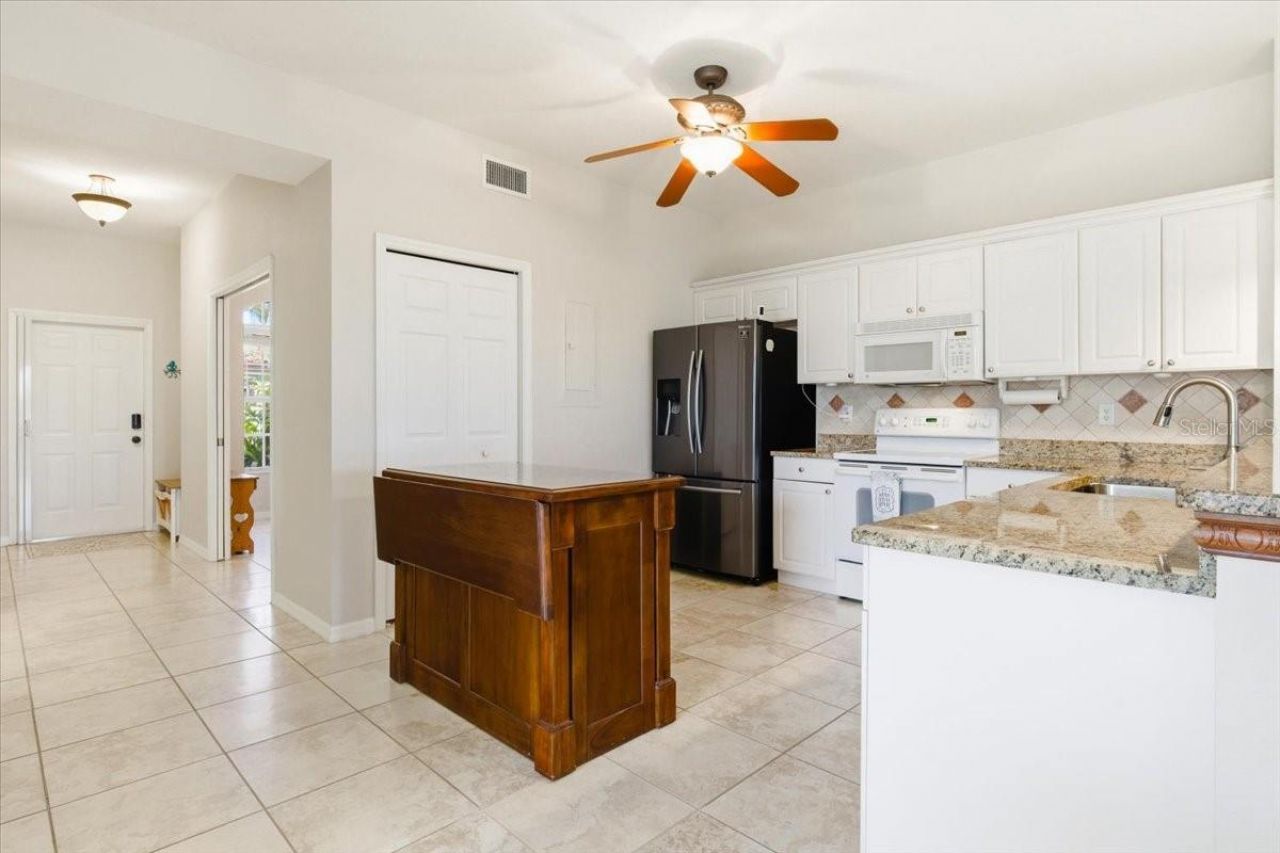 3500 Mondovi Court, Unit 1012, Punta Gorda, FL 33950 Photo