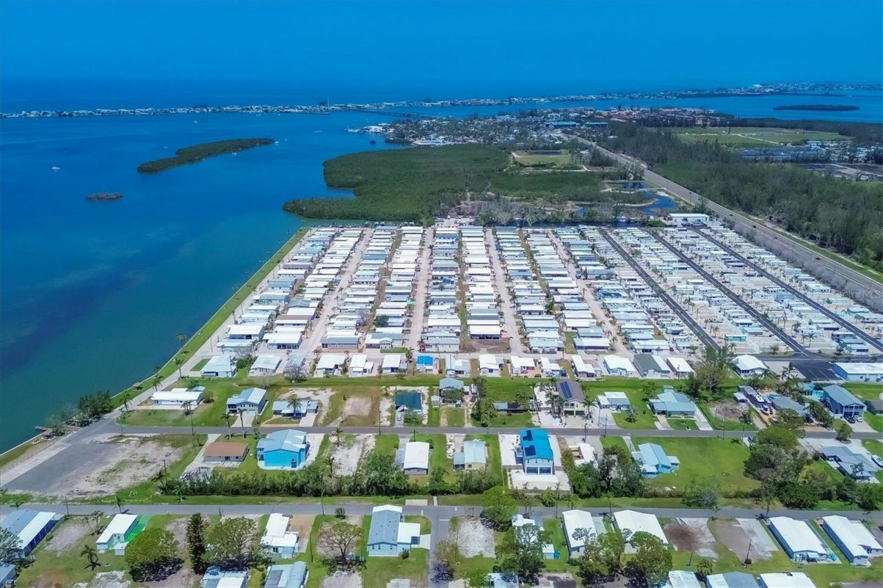 4515 106th Street W, Bradenton, FL 34210 Photo