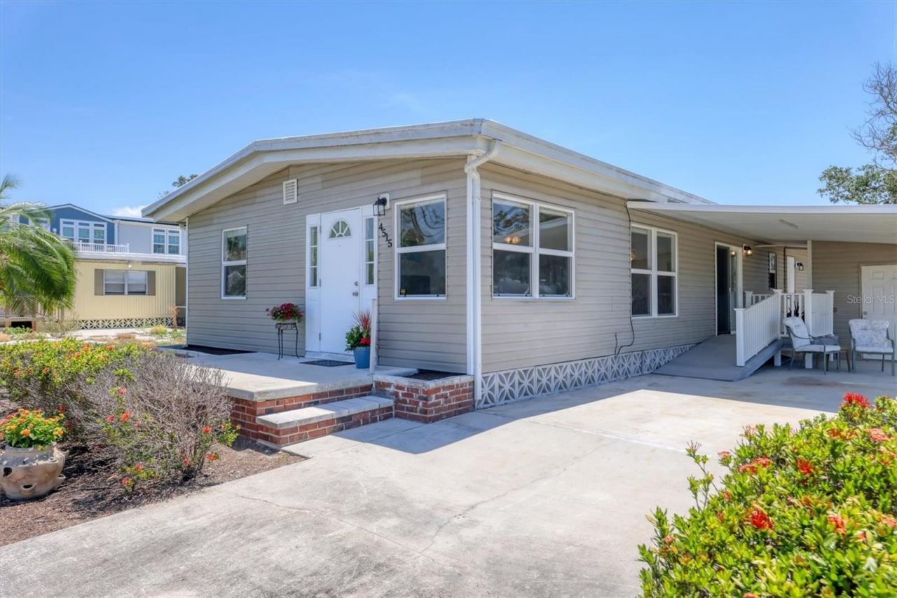 4515 106th Street W, Bradenton, FL 34210 Photo