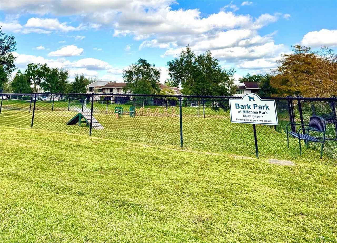 4719 Northlawn Way, Orlando, FL 32811 Photo