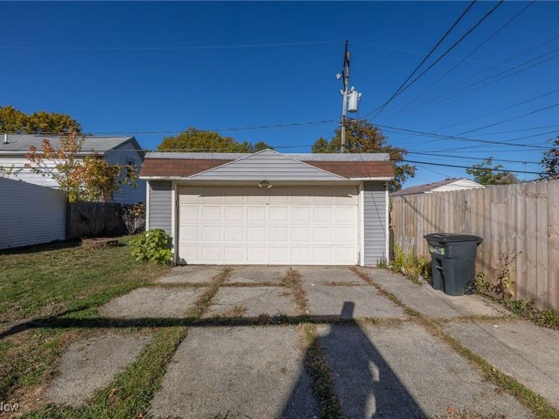 13810 Clifford Avenue, Cleveland, OH 44135 Photo 5