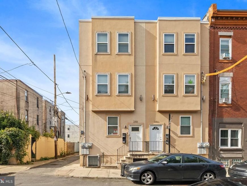 2106 N 17th Street, Philadelphia, PA 19121 Main Photo