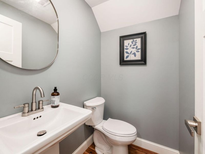 415 Glen Echo Circle, Columbus, OH 43202 Photo 23