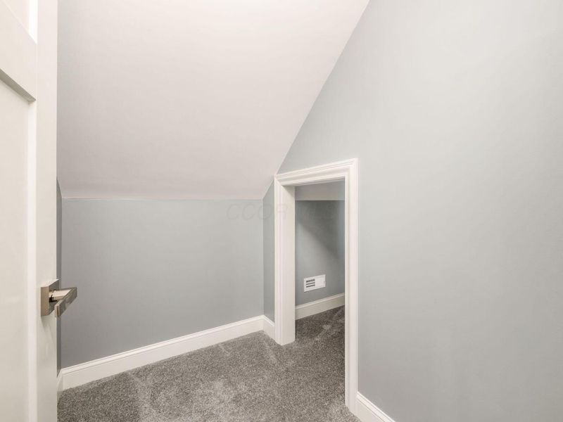 415 Glen Echo Circle, Columbus, OH 43202 Photo 29