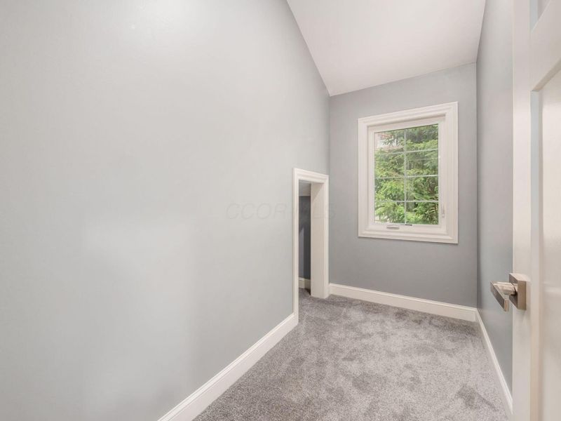 415 Glen Echo Circle, Columbus, OH 43202 Photo 30