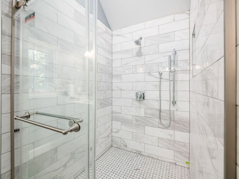 415 Glen Echo Circle, Columbus, OH 43202 Photo 32