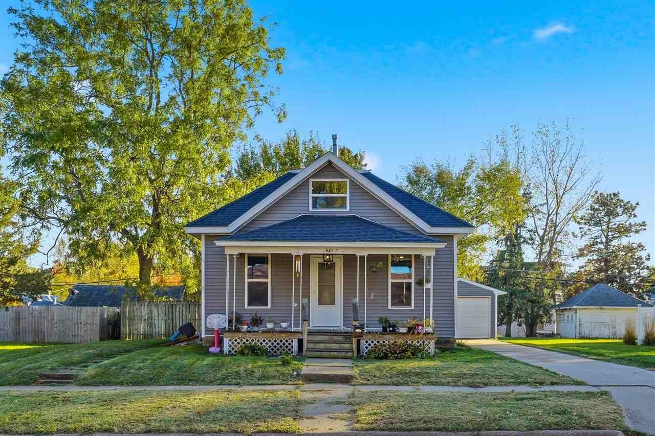 621 W 2nd St, Washington, IA 52353 Main Photo
