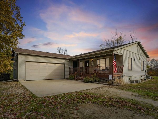 330 S Mill Street, Wadena, IA 52169