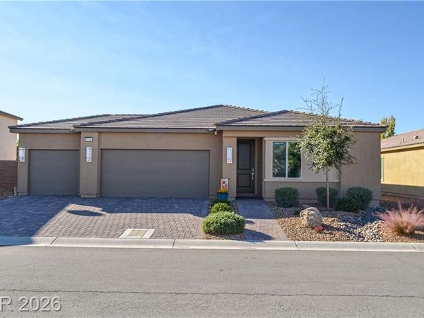 5519 Eleganza Avenue, Pahrump, NV 89061